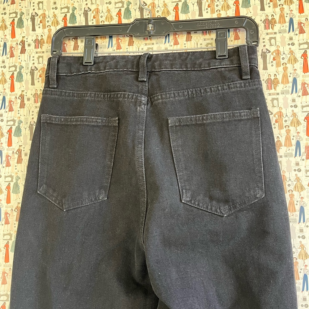NWT Wide-legged ripped jeans 🖤 - Picture 9 of 10